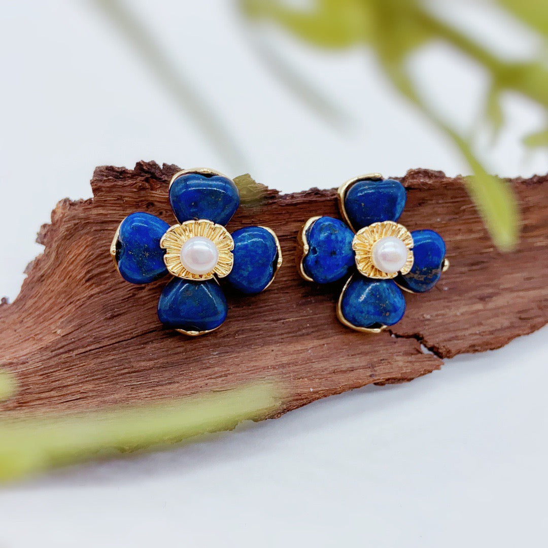 La Dama Azul (Aretes de Perlas Cultivadas y Lazurita)
