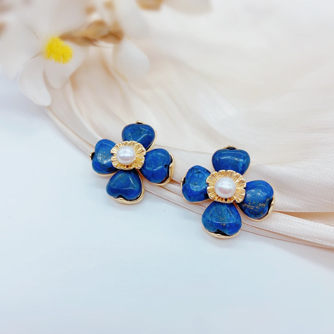 La Dama Azul (Aretes de Perlas Cultivadas y Lazurita)