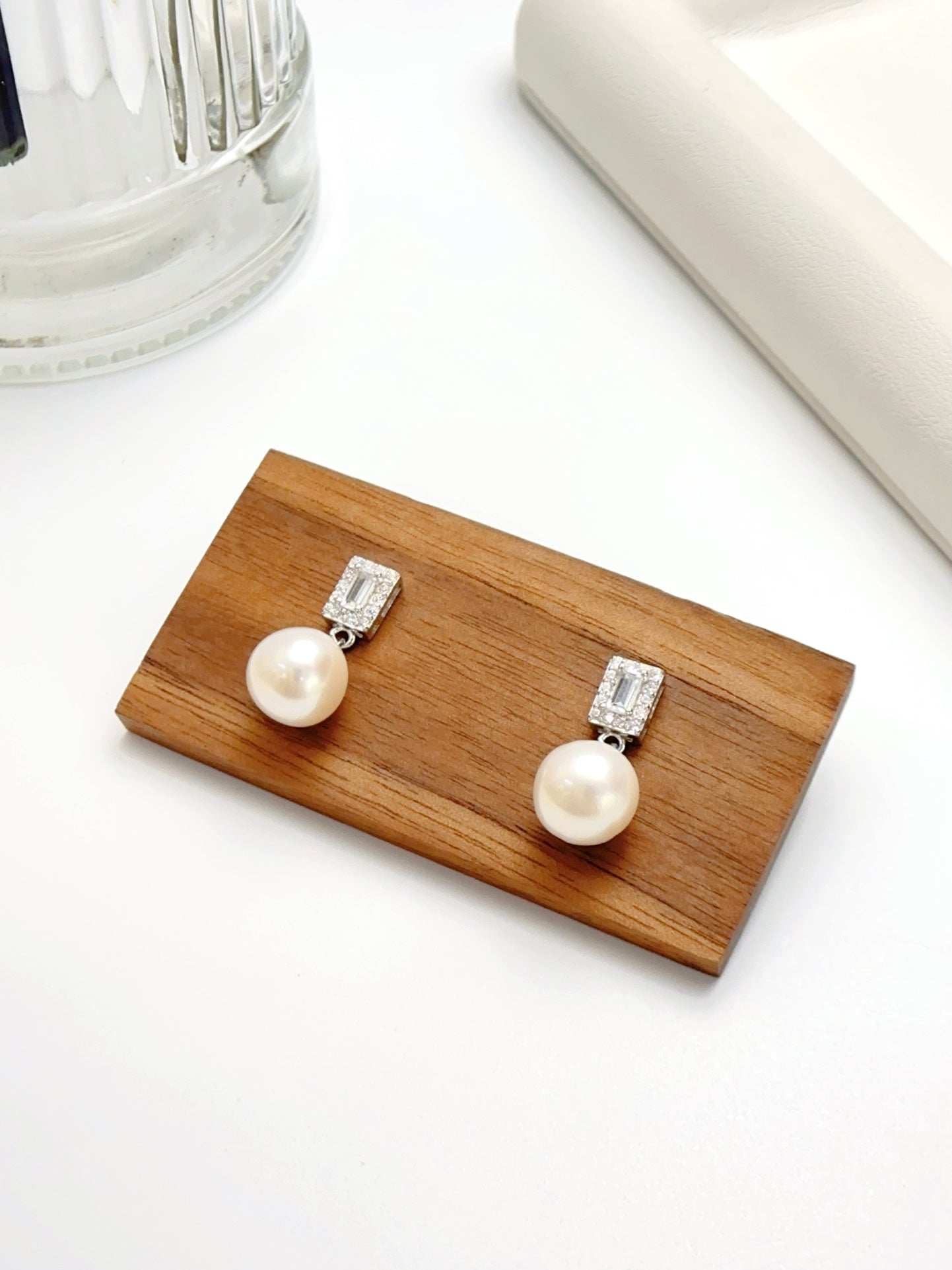 Susurros de Luna (Aretes de Perlas Cultivadas)